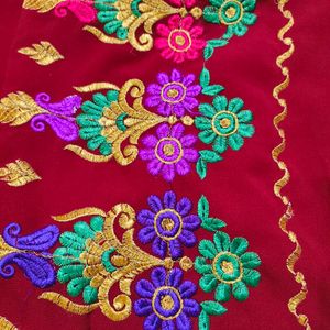 Women Saree Embroidered With Border