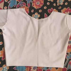 🤍 White Branded Crop Top 🤍