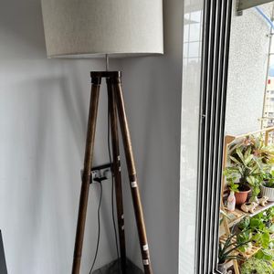 Brand New Tripod Floor Lamp