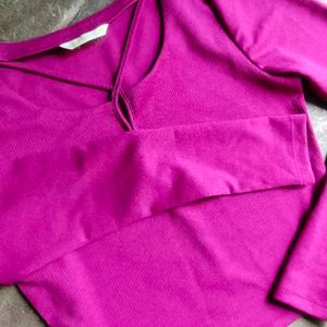 Long Sleeve Magenta Crop Top