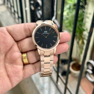 DW PREMIUM QUALITY MENS WATCH @SALE