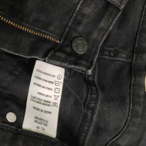 Levi's Black Skinny Jeans