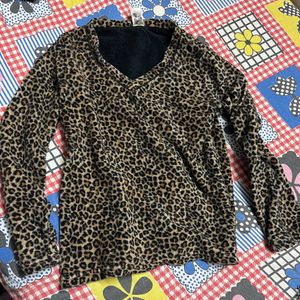 V Neck Tiger Print Sweatshirt!🐆🤎