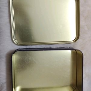 SMYTTEN TIN BOX