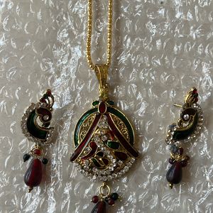 Peacock Style Pendant Set