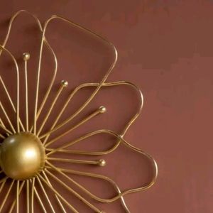 3 Flower Metal Gold Wall Decor