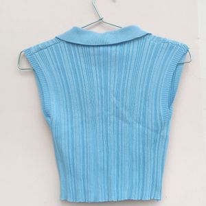 Cute blue ribbed crop top