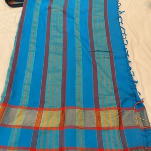 100 % Hand Woven Cotton Saree.