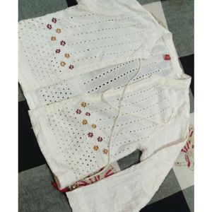 SALE 💓 Chikankari Shrug