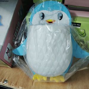 Penguin Shap Adhesive Big Storage Box