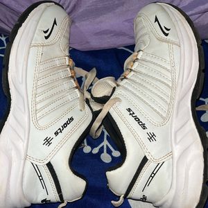 SPORTS SHOE FOR MEN