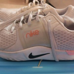 NIKE Women RENEW Series Sports Shoes