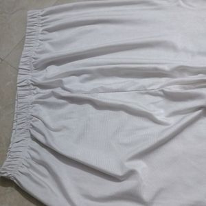 White Colour Stretchable Leggings