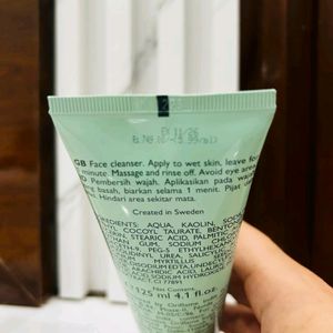 Urban 3d Guard Cleanser