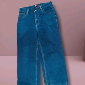 V-68 Size-28 Straight Women Denim Jeans