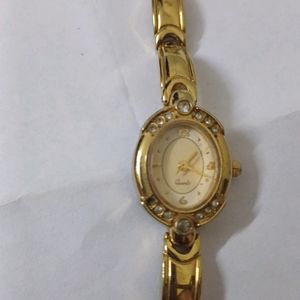 Gold Polish Chain Watch For Females