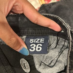 Black and grey skinny jean for women