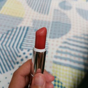 Maybelline Pinkish Red Lipstick