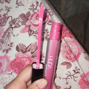 HUDA Liquid Matte Lipstick