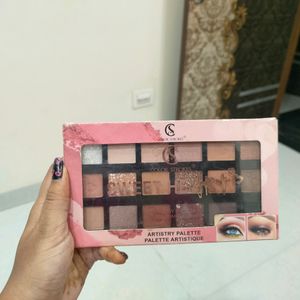 Highly Pigmented Heart Eyeshadow Pallate