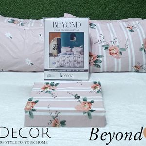 Double Bed Bedsheet with 4 Pillow Covers