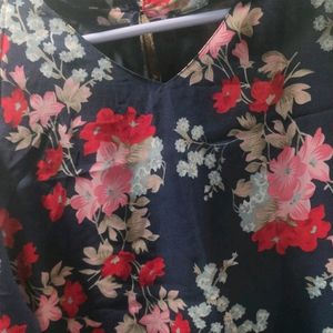 Full Sleeve Floral Print Top