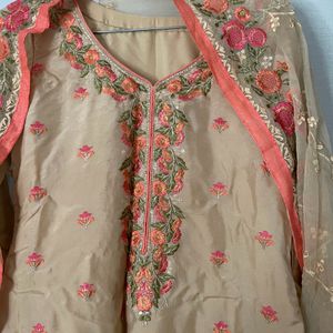 Cotton Dress With Elegant Thread Work