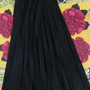 DL Fashion Solid Women Pleated Black Skirt