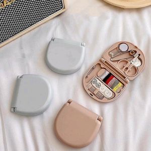 Mini Travel Plastic Sewing Kit