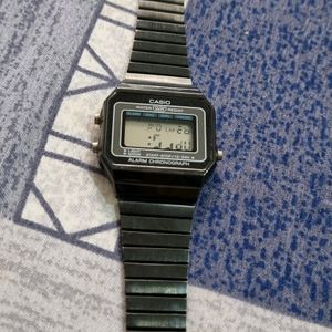 CASIO VINTAGE WATCH