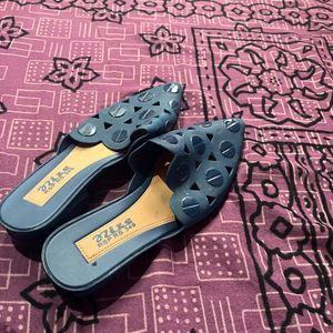 Flats For Women