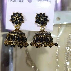 Black Jhumka