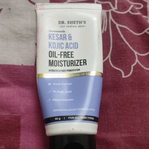 Dr. Sheth's Kesar And Kojic Acid Oil Free Moi.