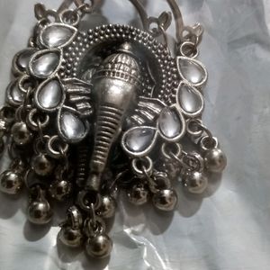 oxidised ganesh kundan earrings from pantaloons