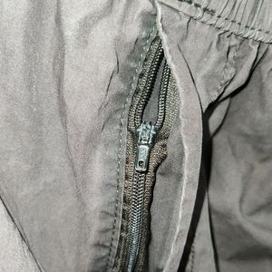 Flick Cargo Styled Shorts (3/4th)