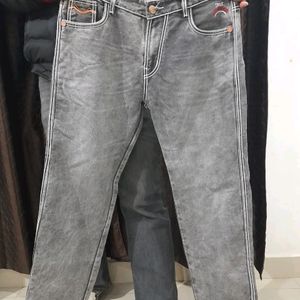 Men Straight Fit Jean