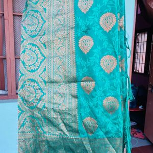 🎉Offer Accepted 🎉Boarder Saree With Blouse