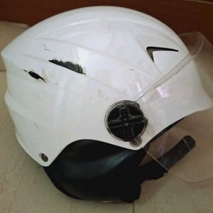 STUDDS White Girls Helmet