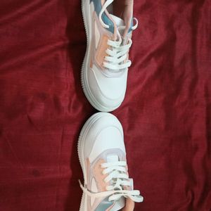 Women Casual Shoes