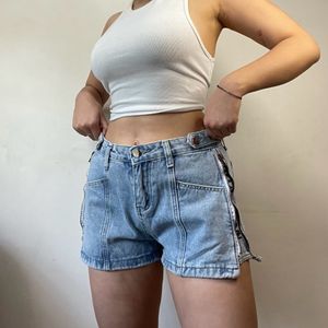 Side Zip Denim Shorts