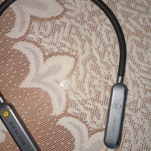 3 Bluetooth Neckband