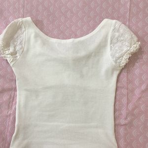 Newme Lace top