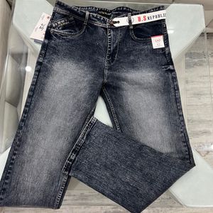 Men’s Denim Jeans 34 Waist