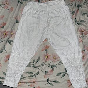 White pant Plazo