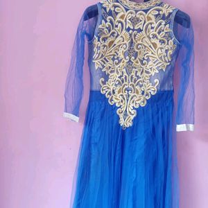 Royal Blue Heavy Neck Gown 😍