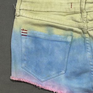 Denim shorty shorts