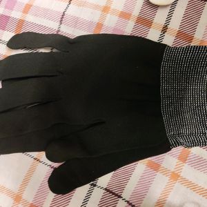 Medium To Large Anti Cut Gloves