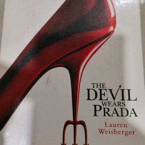 The Devil Wears Prada - Lauren Weisberger