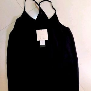 Black Top With Strap Shoulder Size 32