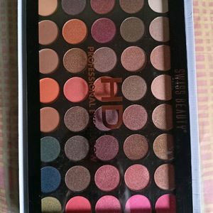 Swiss Beauty HD Professional Eyeshadow Palette